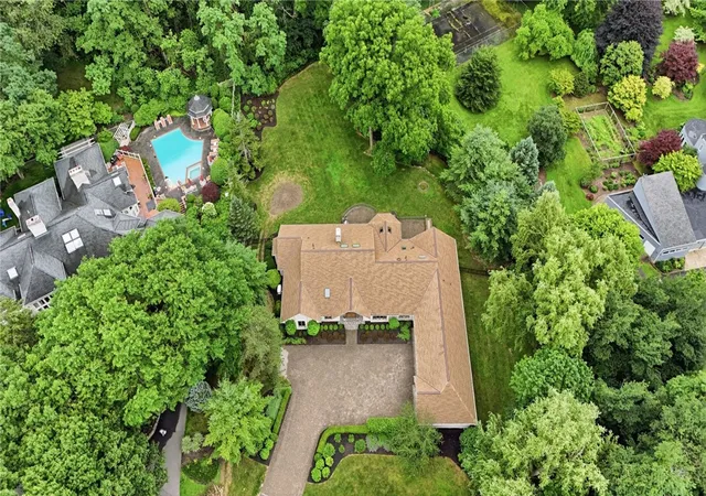 46th image of 9 Pine Acres Dr, Rochester, NY 14618 | MLS# R1696553