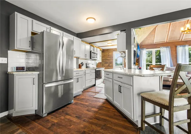 Photo 4 of Sale Pending at 11434 Harrison Rd, Medina, NY 14103 | MLS# R1695533 | Listing updated on 2026-07-22