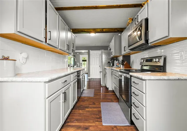 Photo 5 of Sale Pending at 11434 Harrison Rd, Medina, NY 14103 | MLS# R1695533 | Listing updated on 2026-07-22