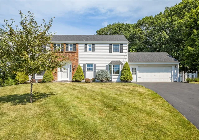 38th image of 101 Hillcrest Dr, Victor, NY 14564 | MLS# R1696143