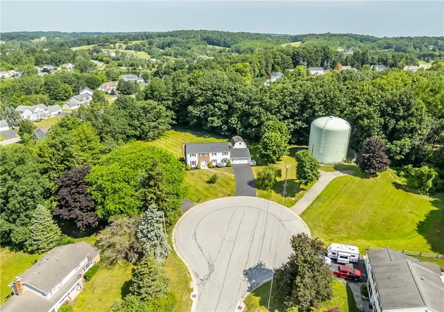 4th image of 101 Hillcrest Dr, Victor, NY 14564 | MLS# R1696143