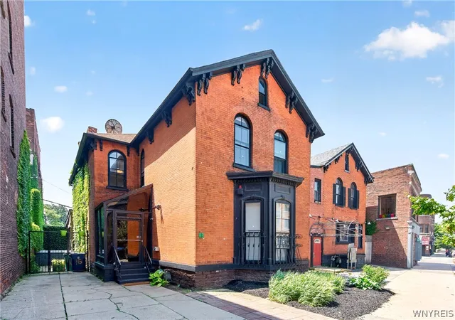 Photo 1 of Sale Pending at 16 Allen St, Buffalo, NY 14202 | MLS# B1696001 | Listing updated on 2026-07-18