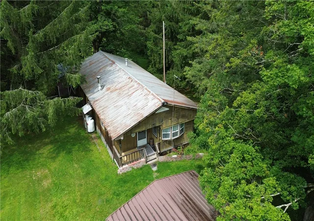 2nd image of 20 Quarry St, Cherry Valley, NY 13320 | MLS# R1695478