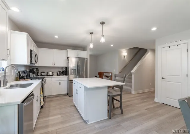 Photo 3 of Sale Pending at 24 Essex Woods Ln #C, Buffalo, NY 14228 | MLS# B1696612 | Listing updated on 2026-07-30