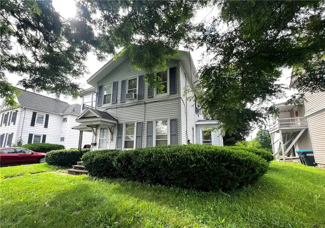 Photo 1 of Sale Pending at 557 Coburn St, Elmira, NY 14904 | MLS# R1694013 | Listing updated on 2026-07-31