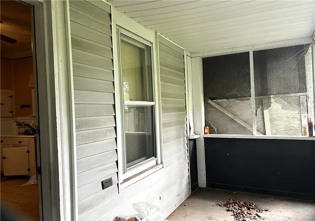 Photo 28 of Sale Pending at 557 Coburn St, Elmira, NY 14904 | MLS# R1694013 | Listing updated on 2026-07-31