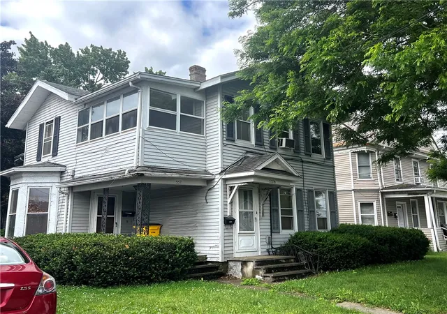 Photo 5 of Sale Pending at 557 Coburn St, Elmira, NY 14904 | MLS# R1694013 | Listing updated on 2026-07-31