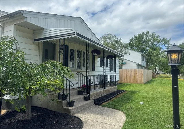 Photo 2 of Sale Pending at 212 Rogers Ave, Tonawanda, NY 14150 | MLS# B1696478 | Listing updated on 2026-07-22