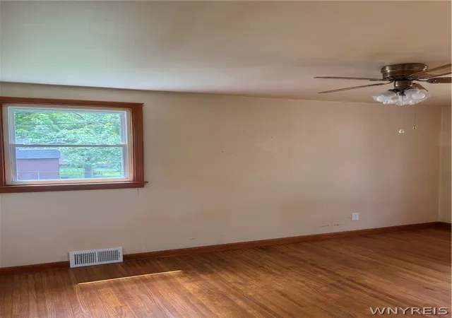 Photo 3 of Sale Pending at 212 Rogers Ave, Tonawanda, NY 14150 | MLS# B1696478 | Listing updated on 2026-07-22