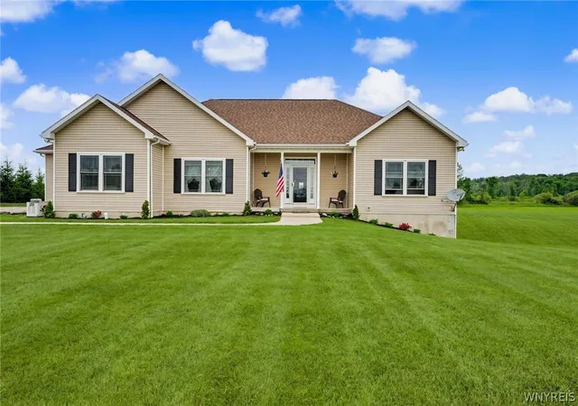 Photo 1 of Sale Pending at 6537 Stinson Rd, Arcade, NY 14009 | MLS# B1694261 | Listing updated on 2026-08-02