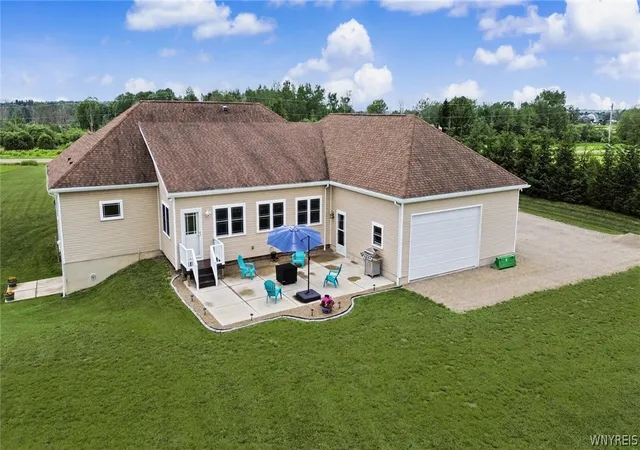 Photo 5 of Sale Pending at 6537 Stinson Rd, Arcade, NY 14009 | MLS# B1694261 | Listing updated on 2026-08-02