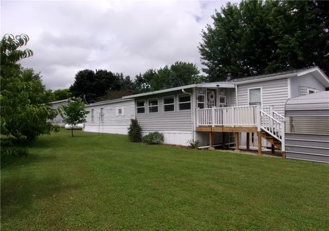 1st image of 94 Lakeview Dr, Honeoye, NY 14471 | MLS# R1696723