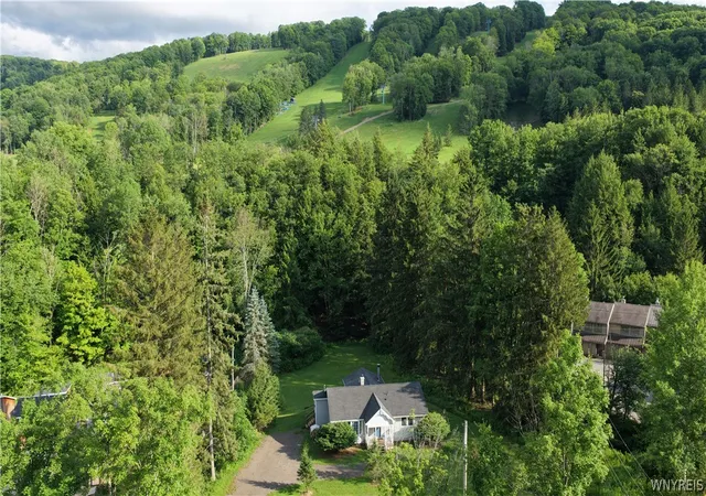 Homes for sale in Ellicottville, NY | 6887 Route 242 W, Ellicottville, NY 14731 | MLS# B1696691