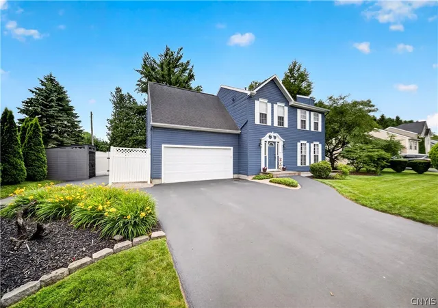 Photo 3 of Sale Pending at 5000 Dongara Ln, Clay, NY 13041 | MLS# S1696156 | Listing updated on 2026-07-28