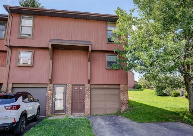 1st image of 111 Willingate Rd, Fairport, NY 14450 | MLS# R1696762