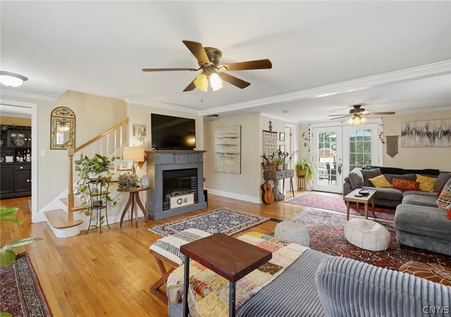 Photo 3 of Sale Pending at 523 S Terry Rd, Syracuse, NY 13219 | MLS# S1696777 | Listing updated on 2026-07-16