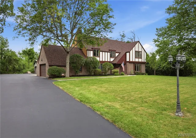 2nd image of 51 Schlemmer Rd, Lancaster, NY 14086 | MLS# B1696766