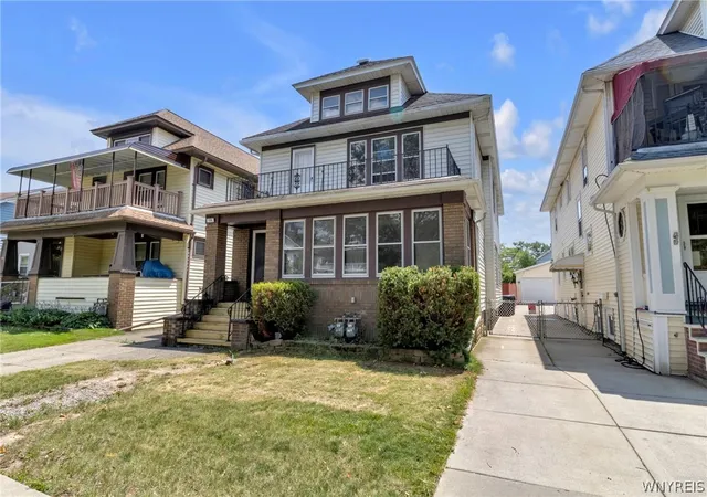Photo 46 of Sale Pending at 136 Lincoln Blvd, Buffalo, NY 14217 | MLS# B1679763 | Listing updated on 2026-08-03
