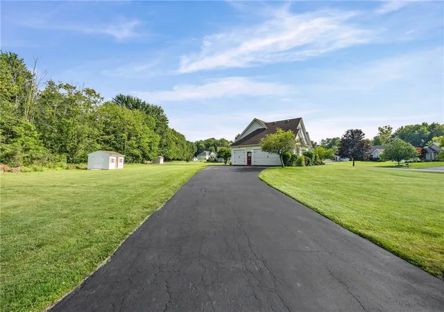 2nd image of 1886 Surrey Xing, Ontario, NY 14519 | MLS# R1694828