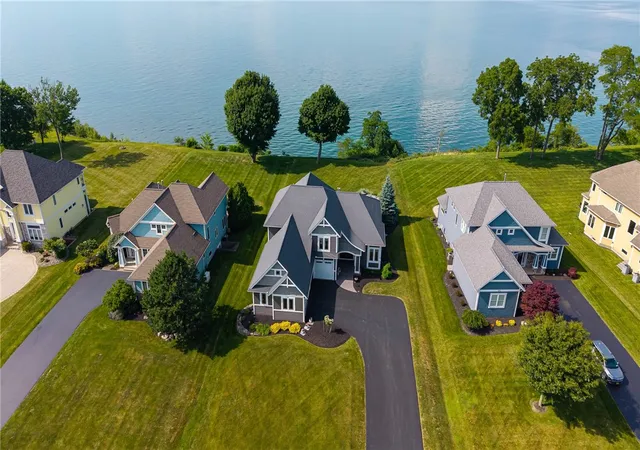 Photo 3 of Sale Pending at 373 Coastal View Dr, Webster, NY 14580 | MLS# R1696267 | Listing updated on 2026-07-15