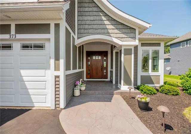 Photo 4 of Sale Pending at 373 Coastal View Dr, Webster, NY 14580 | MLS# R1696267 | Listing updated on 2026-07-15