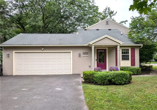 1st image of 1 Locke Dr, Pittsford, NY 14534 | MLS# R1696241