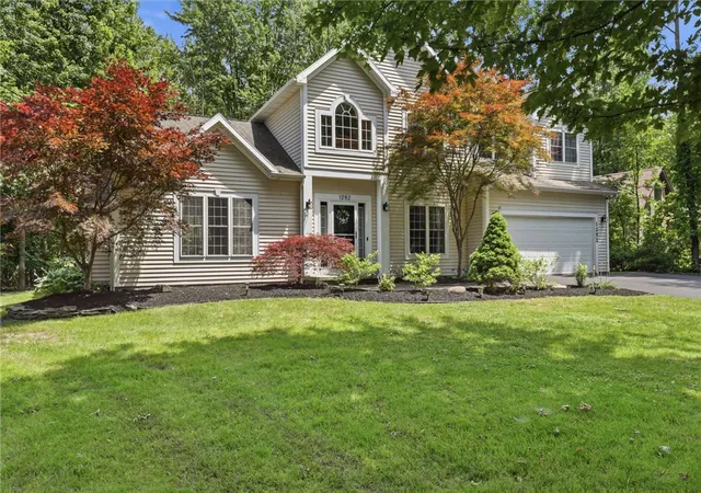 2nd image of 1252 Hatch Rd, Webster, NY 14580 | MLS# R1695294