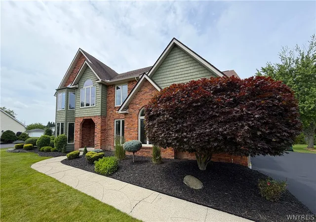 38th image of 6110 Meadow Lakes Dr, East Amherst, NY 14051 | MLS# B1696200