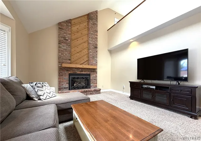 Photo 4 of Sale Pending at 6110 Meadow Lakes Dr, East Amherst, NY 14051 | MLS# B1696200 | Listing updated on 2026-07-16