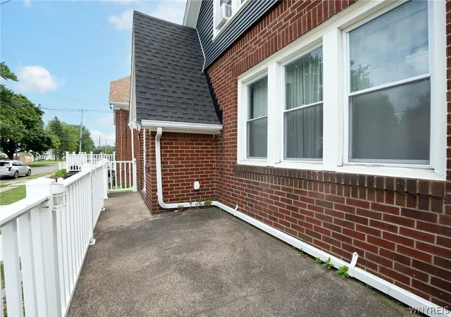 Photo 3 of Single family home for sale at 35 Fernald Ave, Buffalo, NY 14218 | MLS# B1696725 | Listing updated on 2026-07-30