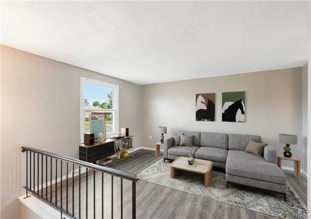 Photo 4 of Sale Pending at 47 W Toulon Dr, Buffalo, NY 14227 | MLS# R1695864 | Listing updated on 2026-07-16