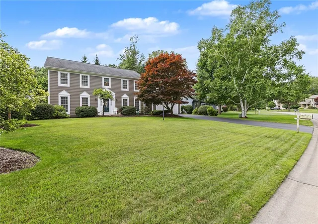 4th image of 495 Granger Cir, Webster, NY 14580 | MLS# R1696714