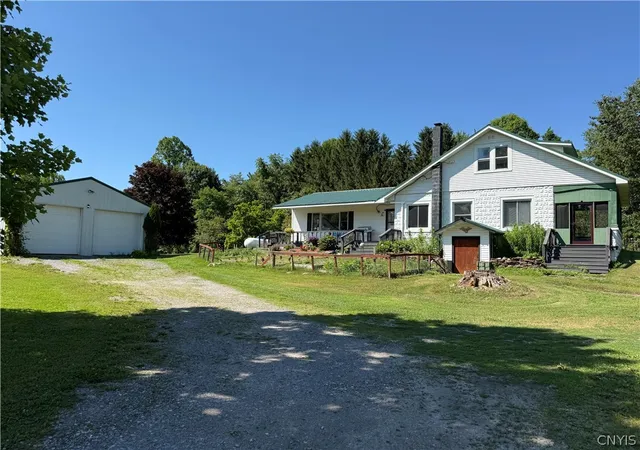 1st image of 189 County Route 10, Pennellville, NY 13132 | MLS# S1696033