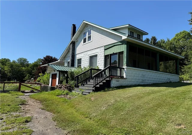 Photo 4 of Sale Pending at 189 County Route 10, Pennellville, NY 13132 | MLS# S1696033 | Listing updated on 2026-07-23