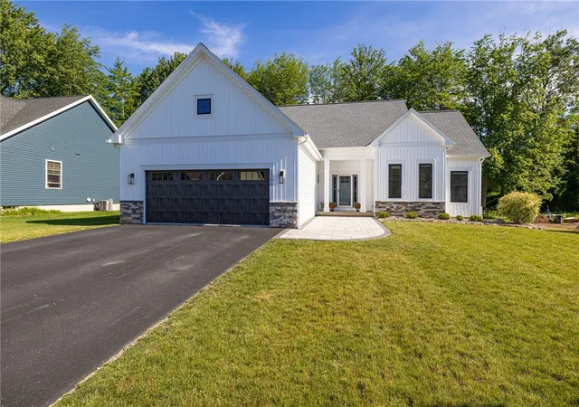 1st image of 1306 Tall Birch Trl, Webster, NY 14580 | MLS# R1695141