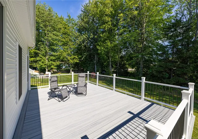 5th image of 1306 Tall Birch Trl, Webster, NY 14580 | MLS# R1695141