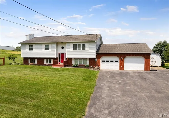 Photo 3 of Sale Pending at 5357 Knoxboro Rd, Munnsville, NY 13409 | MLS# S1696812 | Listing updated on 2026-07-13