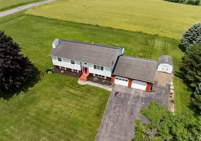 Photo 4 of Sale Pending at 5357 Knoxboro Rd, Munnsville, NY 13409 | MLS# S1696812 | Listing updated on 2026-07-13