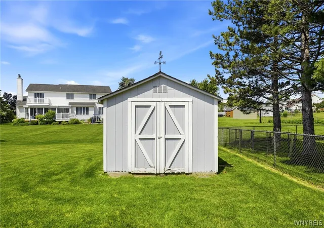 Homes for sale in Lancaster, NY | 222 Warner Rd, Lancaster, NY 14086 | MLS# B1695963