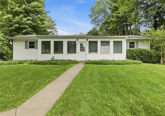 1st image of 703 705 Holt Rd, Webster, NY 14580 | MLS# R1694744