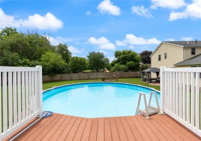 5th image of 2119 Stonehedge Dr, Ontario, NY 14519 | MLS# R1690963