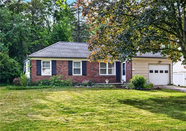 1st image of 160 Sherwood Dr, Parma, NY 14468 | MLS# R1696301