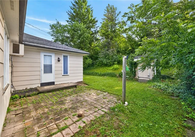4th image of 160 Sherwood Dr, Parma, NY 14468 | MLS# R1696301