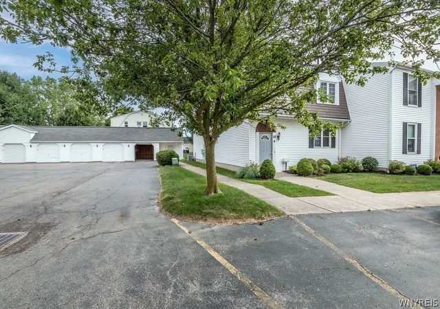 Homes for sale in Amherst, NY | 4755 Chestnut Ridge Rd #9, Amherst, NY 14228 | MLS# B1696610