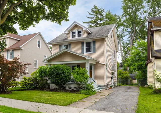 1st image of 40 Presque St, Rochester, NY 14609 | MLS# R1695215