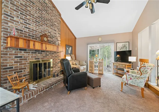 3rd image of 1296 Lakeville Ln, Webster, NY 14580 | MLS# R1695511