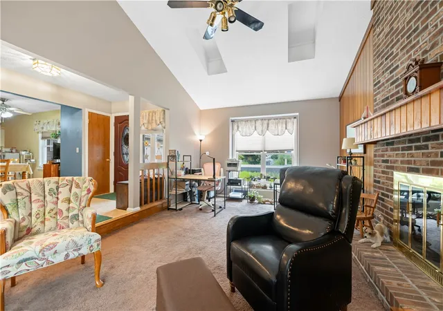 5th image of 1296 Lakeville Ln, Webster, NY 14580 | MLS# R1695511