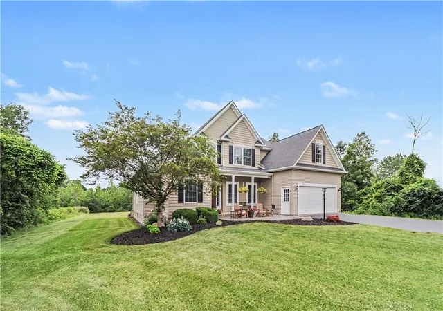 3rd image of 202 Bromley Rd, Churchville, NY 14428 | MLS# R1696764