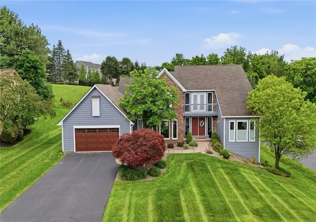 1st image of 17 Lawton Dr, Pittsford, NY 14534 | MLS# R1694470