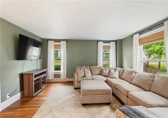 2nd image of 35 Linden St, Livonia, NY 14487 | MLS# R1695571